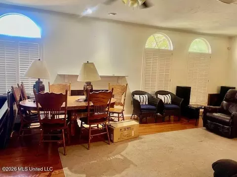 Dining - 1020 Bayridge Dr, Jackson, MS 39211 photo 1 of 1