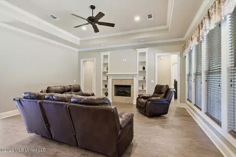 Living - 2000 Florence-byram Rd, Florence, MS 39073 photo 1 of 2
