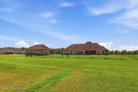 Exterior - 2000 Florence-byram Rd, Florence, MS 39073 photo 11 of 13