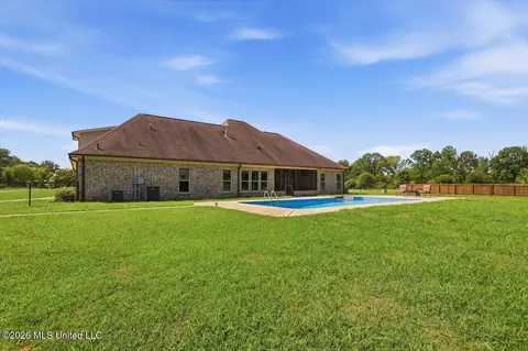 Exterior - 2000 Florence-byram Rd, Florence, MS 39073 photo 10 of 13