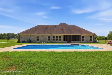 Exterior - 2000 Florence-byram Rd, Florence, MS 39073 photo 4 of 13