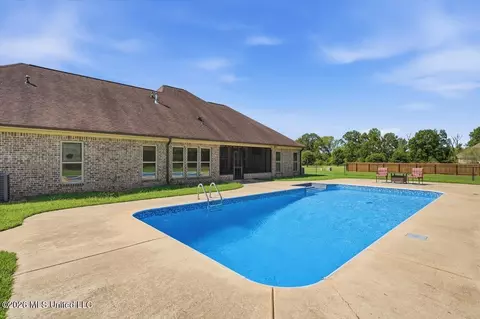 Exterior - 2000 Florence-byram Rd, Florence, MS 39073 photo 5 of 13