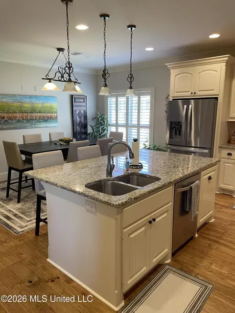 Kitchen - 153 Grayhawk Dr, Madison, MS 39110 photo 1 of 2