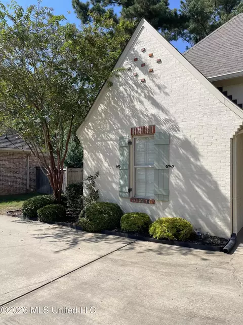 Exterior - 153 Grayhawk Dr, Madison, MS 39110 photo 3 of 9