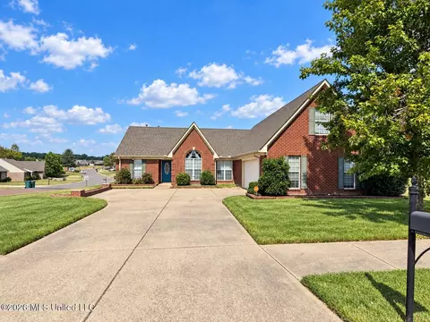 1636 Madison Cv, Southaven, MS 38671