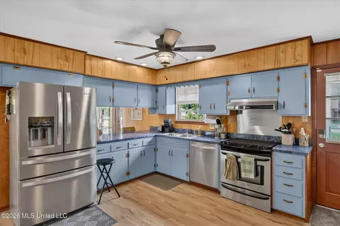 Kitchen - 205 Saint Augustine Dr, Long Beach, MS 39560 photo 2 of 7