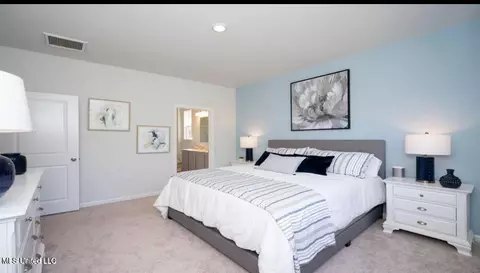 Bedroom - 89 Pine St, Byhalia, MS 38611 photo 3 of 4