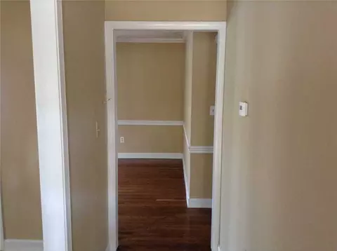 Entry Way - 5744 Orchardview Dr, Jackson, MS 39211 photo 1 of 2