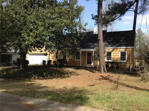 Exterior - 5744 Orchardview Dr, Jackson, MS 39211 photo 3 of 3