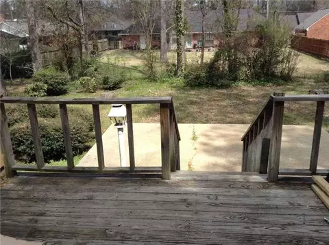 Exterior - 5744 Orchardview Dr, Jackson, MS 39211 photo 2 of 3