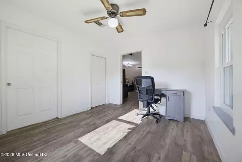 Entry Way - 20222 Daugherty Rd, Long Beach, MS 39560 photo 2 of 2