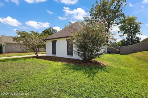 Exterior - 164 Sweetbriar Cir, Canton, MS 39046 photo 2 of 3