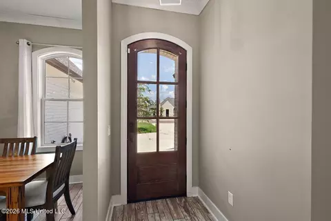 Entry Way - 164 Sweetbriar Cir, Canton, MS 39046 photo 1 of 1