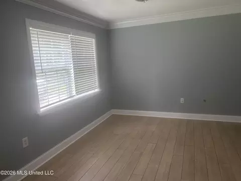 Living - 1955 Marshall Pl, Jackson, MS 39213 photo 2 of 5
