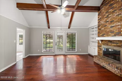Living - 703 Parker Dr, Clinton, MS 39056 photo 4 of 4
