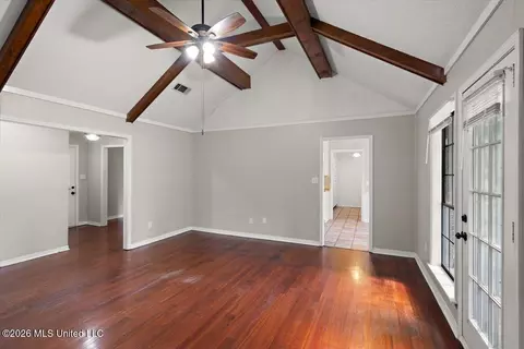 Living - 703 Parker Dr, Clinton, MS 39056 photo 2 of 4