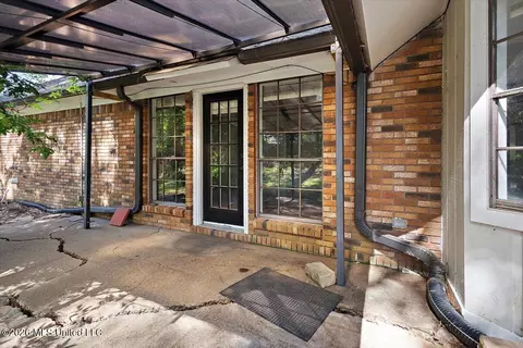 Exterior - 703 Parker Dr, Clinton, MS 39056 photo 7 of 7