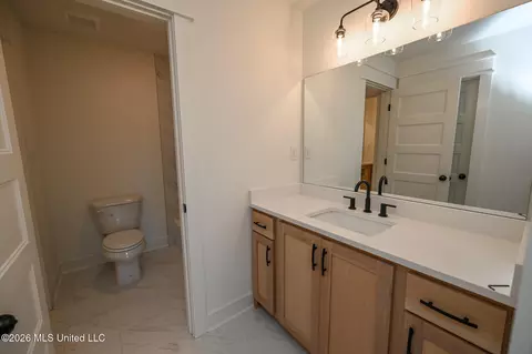 Bath - 14160 Hidden Loop, Byhalia, MS 38611 photo 6 of 6