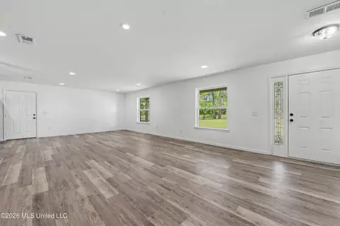 Living - 296 Tom Hempstead Rd, Lucedale, MS 39452 photo 2 of 6