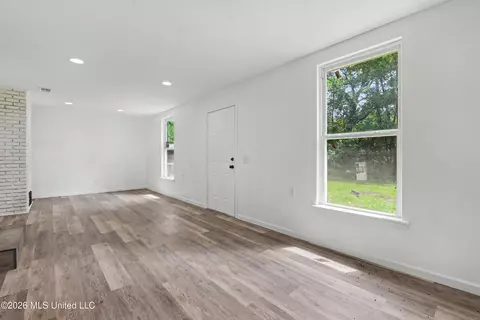 Living - 296 Tom Hempstead Rd, Lucedale, MS 39452 photo 5 of 6