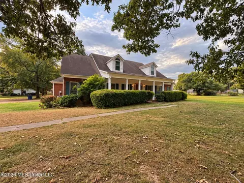 Other - 8885 Cedar Crest Ln, Olive Branch, MS 38654 photo 1 of 9