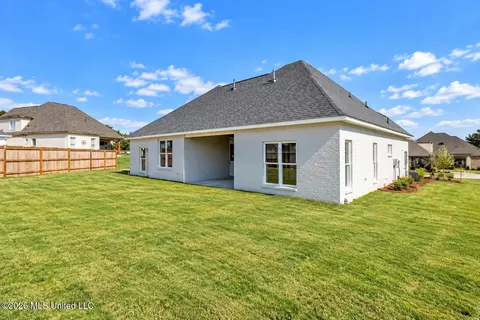 Exterior - 201 Northshore Way, Madison, MS 39110 photo 7 of 8