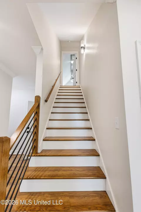 Entry Way - 201 Northshore Way, Madison, MS 39110 photo 2 of 2