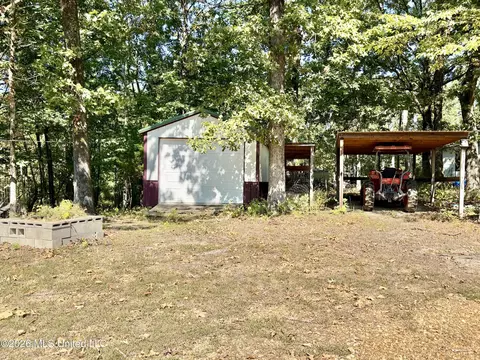 Exterior - 8 County Road 531, Como, MS 38619 photo 2 of 2