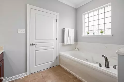 Bath - 12231 E Pointe Dr, Picayune, MS 39466 photo 1 of 4