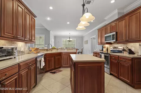 Kitchen - 12231 E Pointe Dr, Picayune, MS 39466 photo 2 of 2