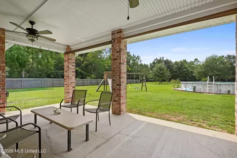 Exterior - 12231 E Pointe Dr, Picayune, MS 39466 photo 3 of 5