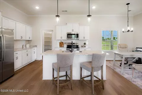 Kitchen - 2294 Scott Mdws Ln, Hernando, MS 38632 photo 1 of 2
