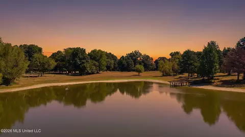 Claridge Court, Horn Lake, MS 38637