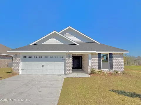 14240 Hartland Dr, Gulfport, MS 39503