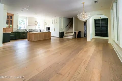 Living - 104 Langdon Bnd, Madison, MS 39110 photo 3 of 4