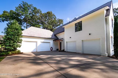 Exterior - 104 Langdon Bnd, Madison, MS 39110 photo 3 of 11