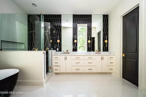 Bath - 104 Langdon Bnd, Madison, MS 39110 photo 3 of 10