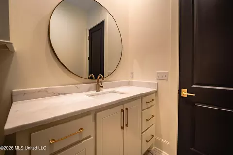 Bath - 104 Langdon Bnd, Madison, MS 39110 photo 1 of 10