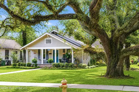 714 Camp St, Hattiesburg, MS 39401