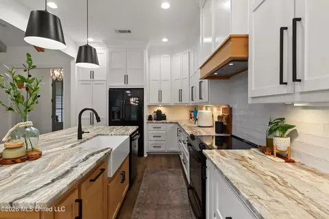 Kitchen - 172 E Bond Rd, Wiggins, MS 39577 photo 2 of 3