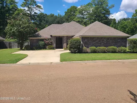 Exterior - 3 Lenox Ct, Jackson, MS 39211 photo 3 of 6