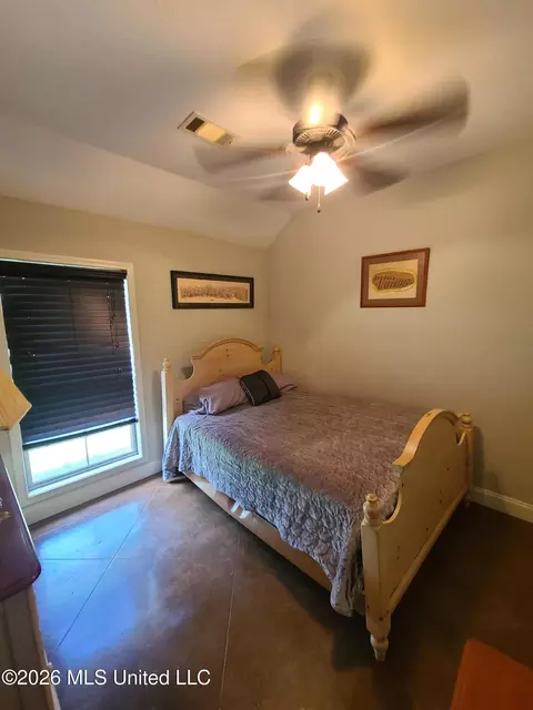 Bedroom - 3 Lenox Ct, Jackson, MS 39211 photo 4 of 4