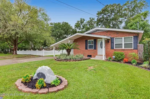 809 Canal St, Pascagoula, MS 39567