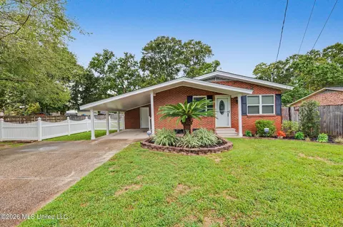809 Canal St, Pascagoula, MS 39567
