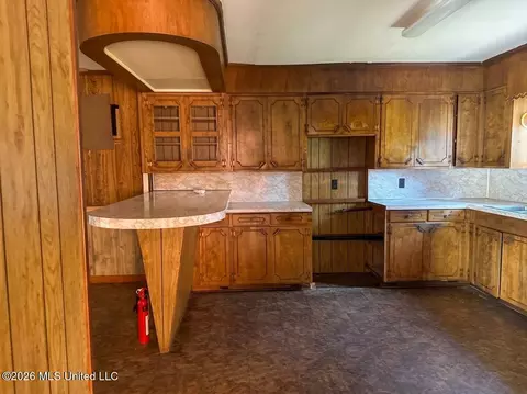 Kitchen - 4314 Watkins Dr, Jackson, MS 39206 photo 1 of 1