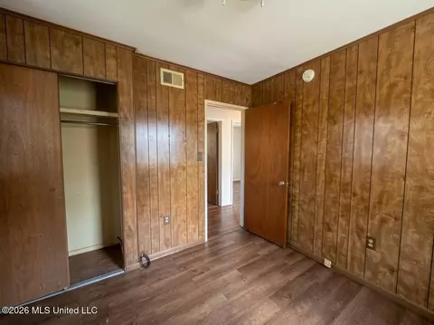 Bedroom - 4314 Watkins Dr, Jackson, MS 39206 photo 2 of 3