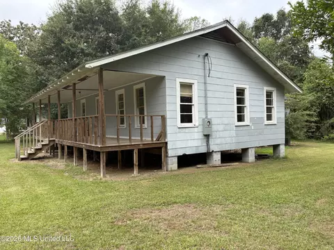 Exterior - 620 Bendat St, Mccomb, MS 39648 photo 2 of 2