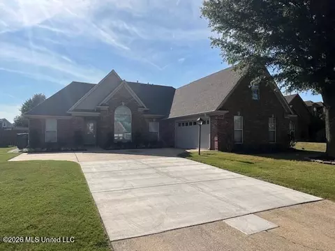 5651 Truman Cv, Southaven, MS 38672