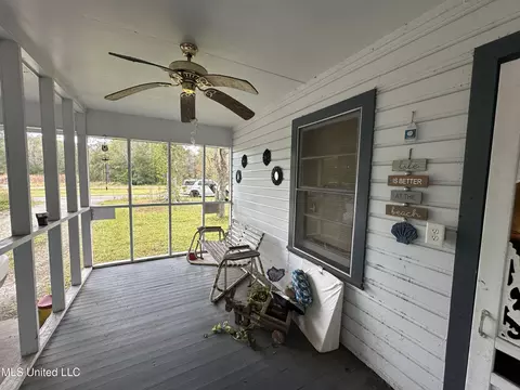 Exterior - 4100 Washington Blvd, Moss Point, MS 39563 photo 1 of 3