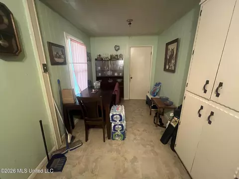 Dining - 4100 Washington Blvd, Moss Point, MS 39563 photo 1 of 1